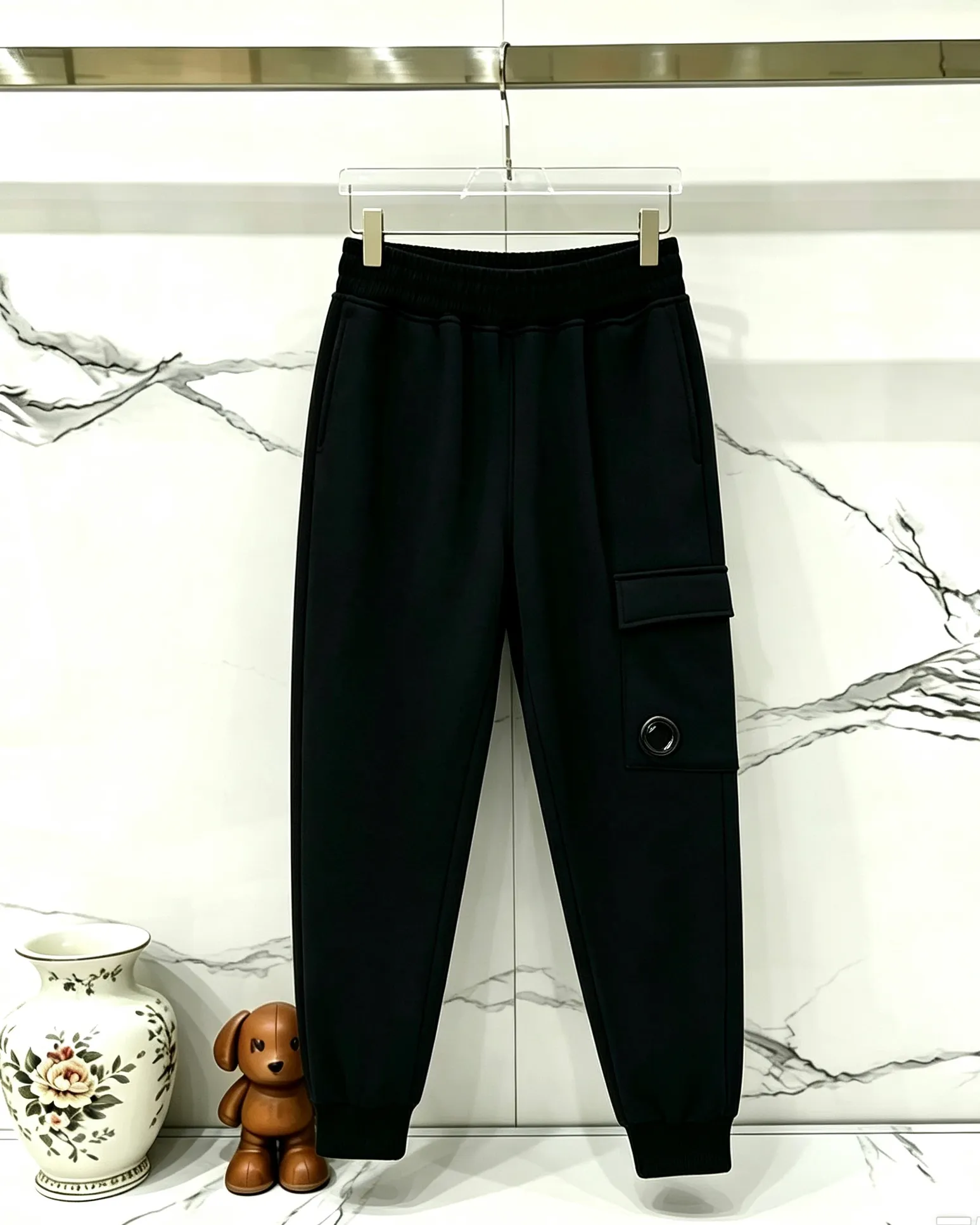 C.P Company sweatpants color chart Item number: H 6067